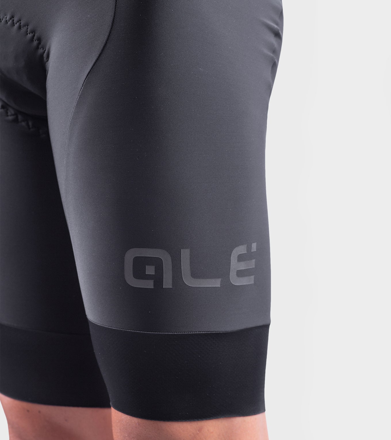 Trägerhose Mann K-coldblack