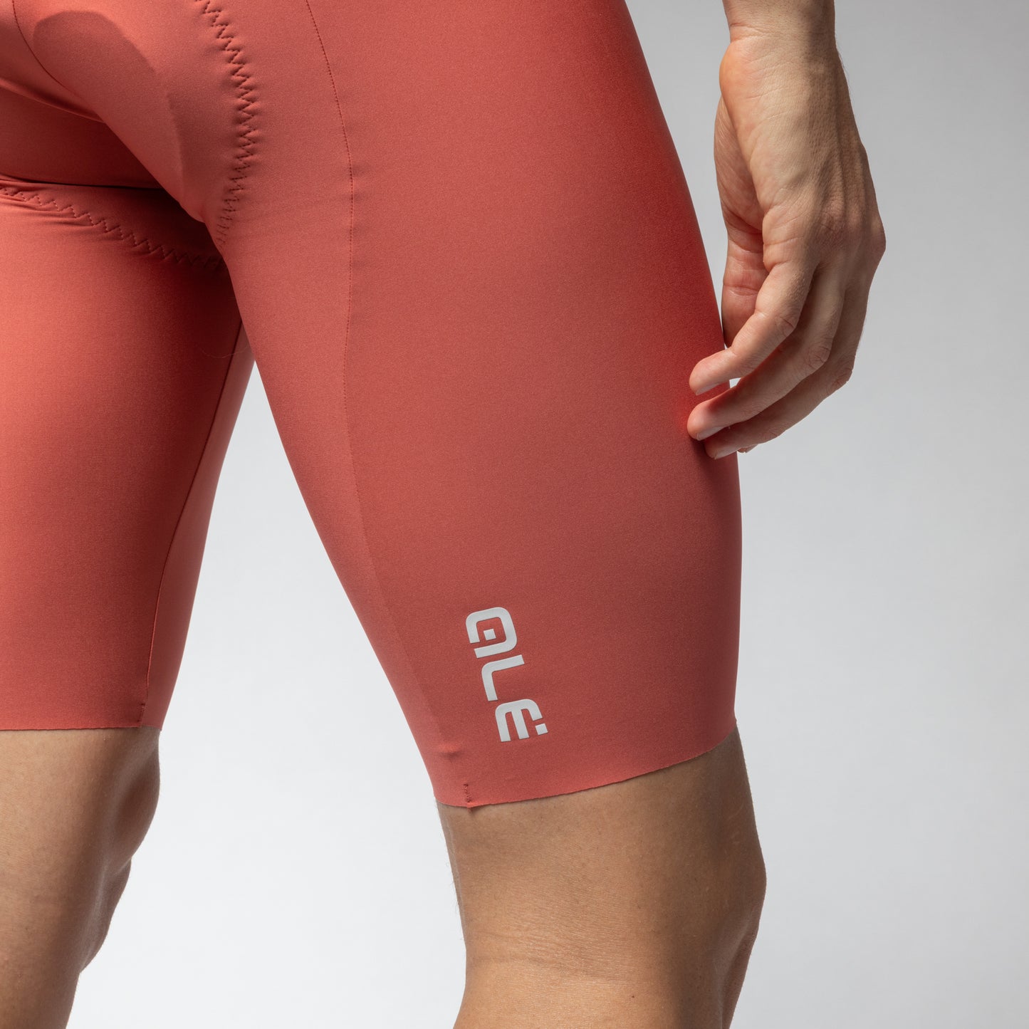 Pantaloncino Con Bretelle Uomo Go