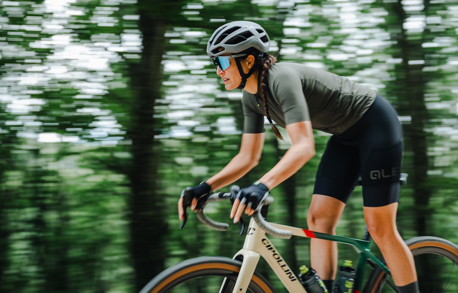 Collection Women's MTB clothing banner image 1