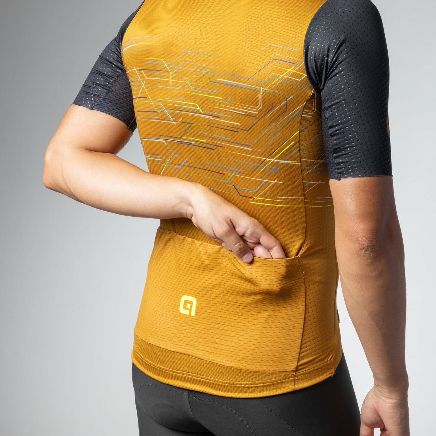 Short Sleeve Jersey Man Megabyte